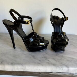 YSL Tribute Platform Heels in Black Patent Leather.. EXCELLENT CONDITION